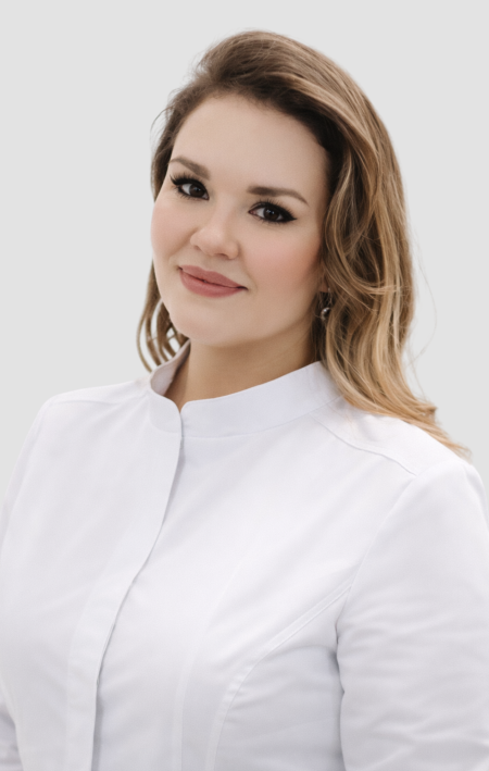 Устинова Анна Владимировна